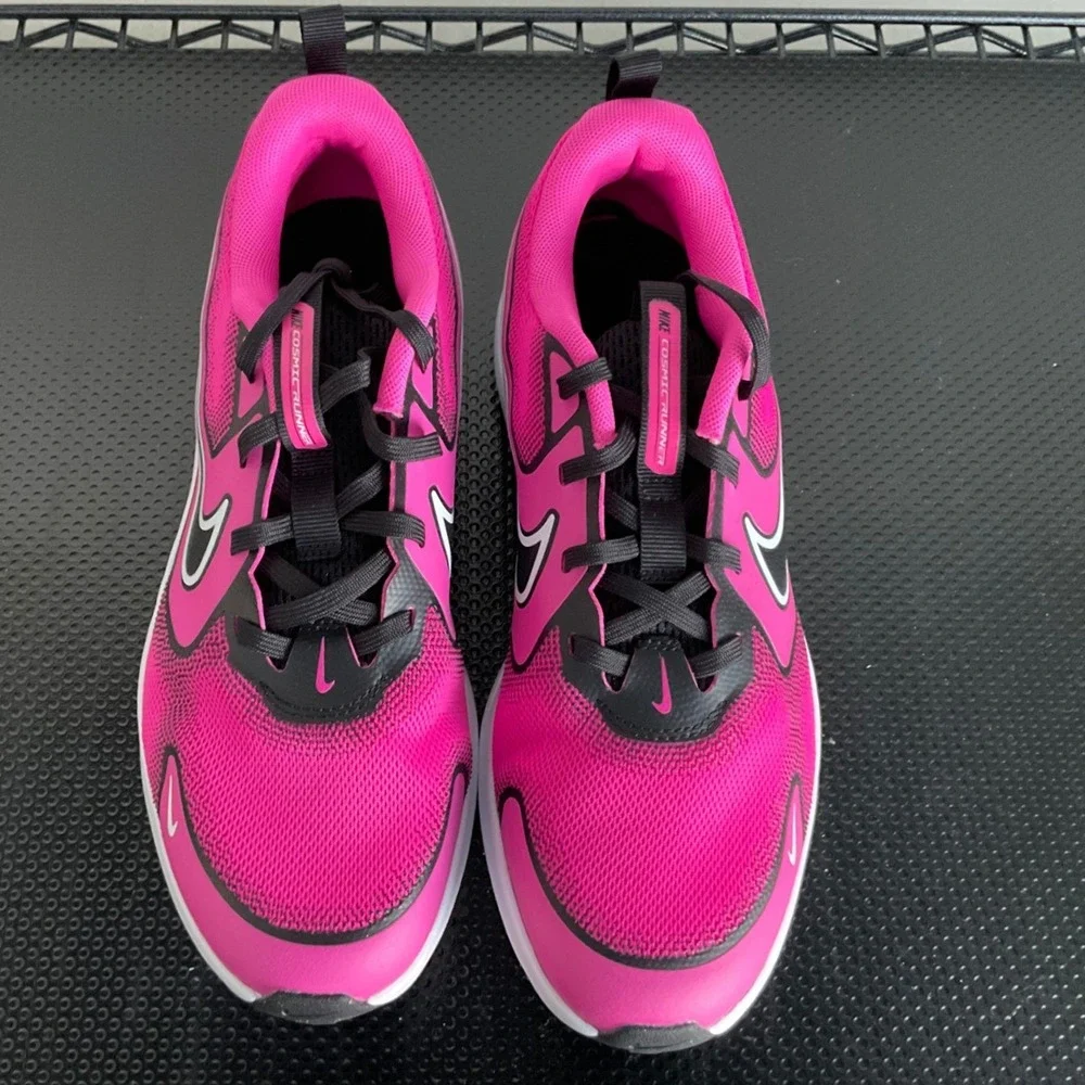 Nike Cosmic Runner GS Pink‎ Black White HM4402-602 Youth Running Shoes Size 6Y